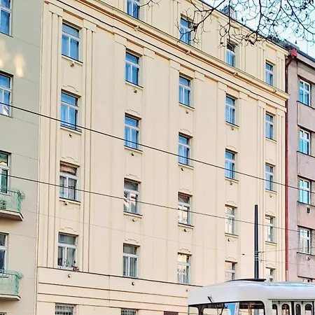 Apartment Vintage Brussels Style On 4 Prague