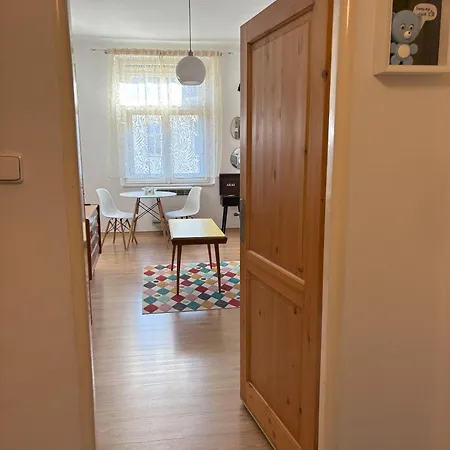 Vintage Brussels Style On 4 Appartement